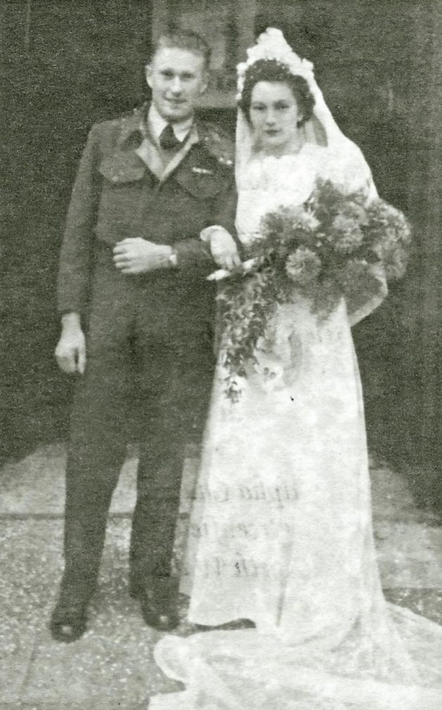 Foto do casamento do casal inglês (Foto: Reprodução/Acervo da família)